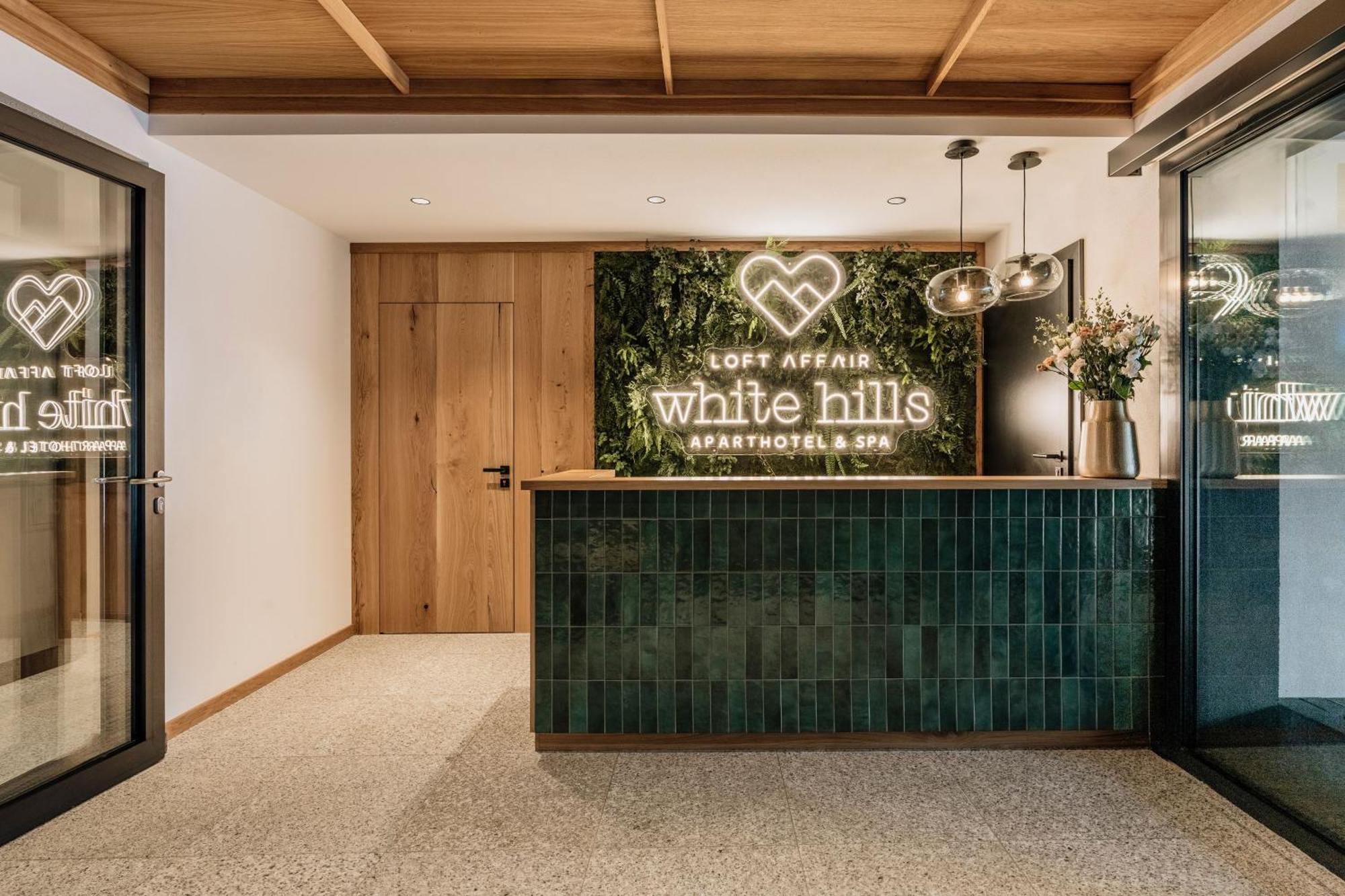 White Hills Aparthotel & Spa - Loft Affair ビャウカ エクステリア 写真